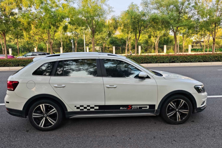 Volkswagen Cross Lavida 2016 immagine di auto #9