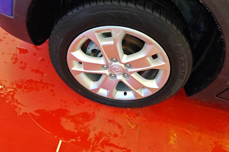 Changan CS15 EV 2017 #9 Changan CS15 EV 2017 imagen de coche #9