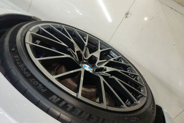 BMW M235L 2019 car image #9