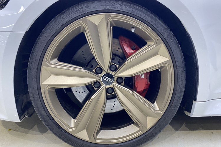 Audi RS 5 2021 car image #9