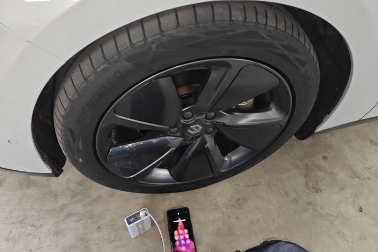 零跑汽车 零跑C01 2023 汽车图片 #9