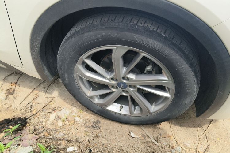 Ford Evos 2022 صورة سيارة #9