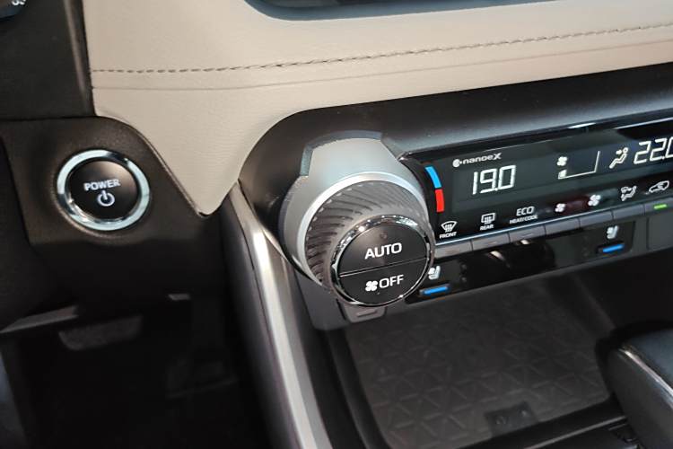 Toyota Wildlander 2024 imagem de carro #9