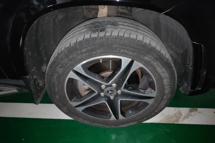 Mercedes-Benz GLE Class New Energy 2022 car image #9