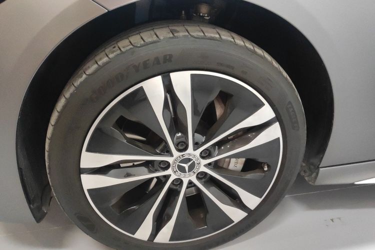 Mercedes-Benz C Class New Energy 2022 car image #9