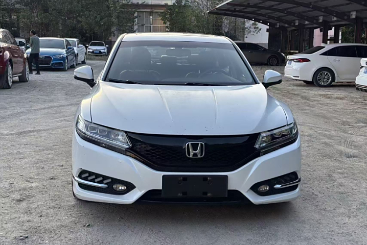 Honda Spirior 2016 car image #9