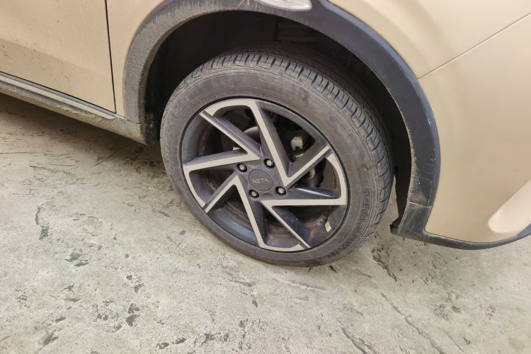 哪吒汽车 哪吒AYA 2024 汽车图片 #9