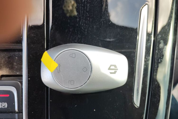 零跑汽车 零跑S01 2022 汽车图片 #9