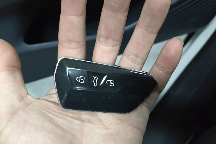 Volkswagen ID.4 Crozz 2022 car image #9