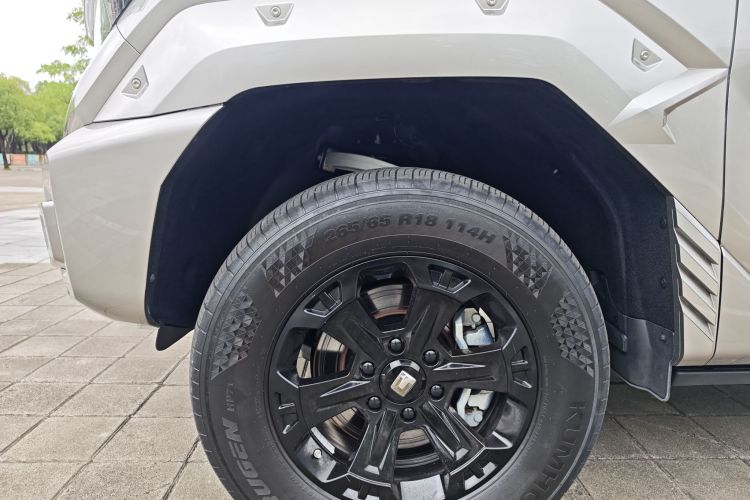 Tank 400 2025 car image #9