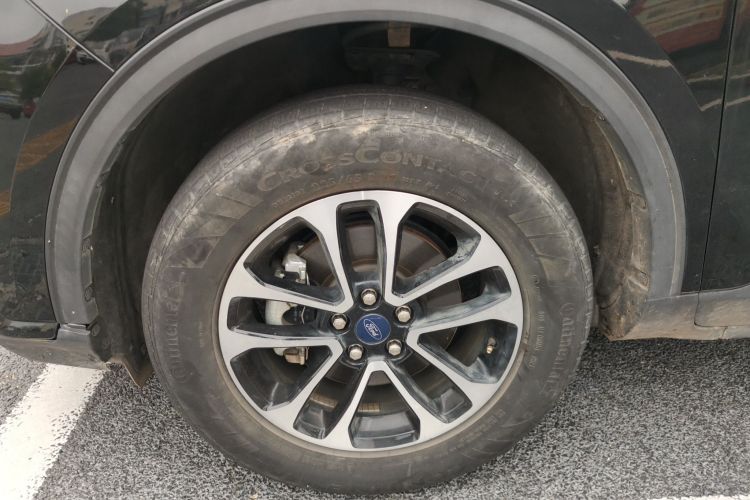 Ford Escape 2021 immagine di auto #9