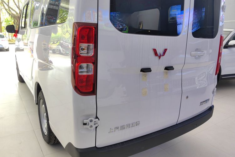 五菱汽车 五菱扬光电卡 2025 汽车图片 #9