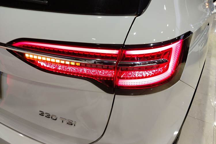 Volkswagen Viloran 2021 #9 Volkswagen Viloran 2021 car image #9