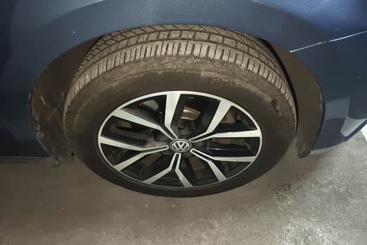 Volkswagen Passat Variant 2018 immagine di auto #9