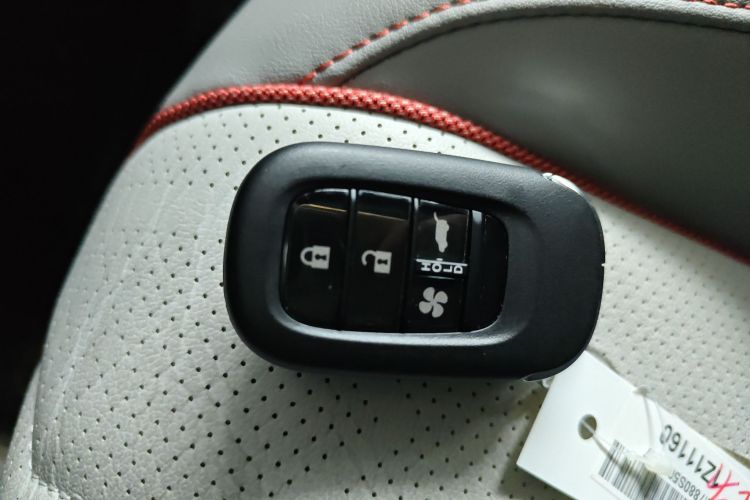 Honda e:NS2 2024 #9 Honda e:NS2 2024 car image #9