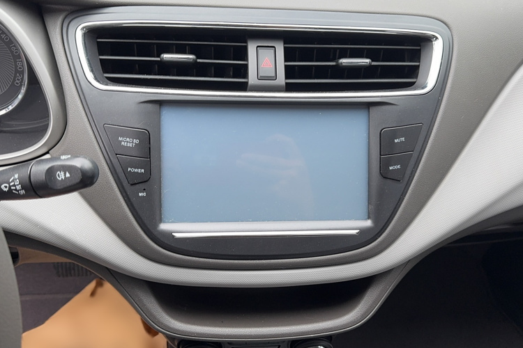 Chevrolet Lova 2016 immagine di auto #9