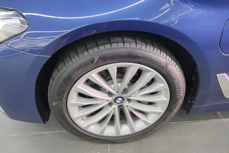 BMW M5 New Energy 2021 car image #9