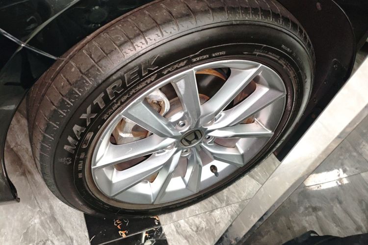 BYD F3R 2021 car image #9