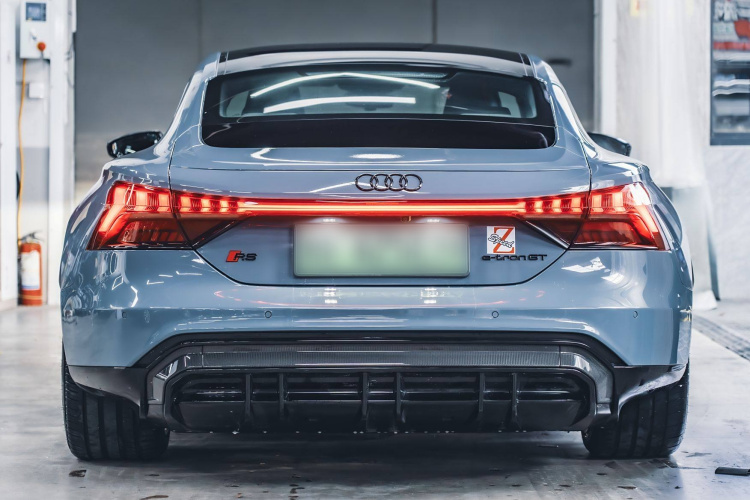 Audi RS e-tron GT 2023 car image #9