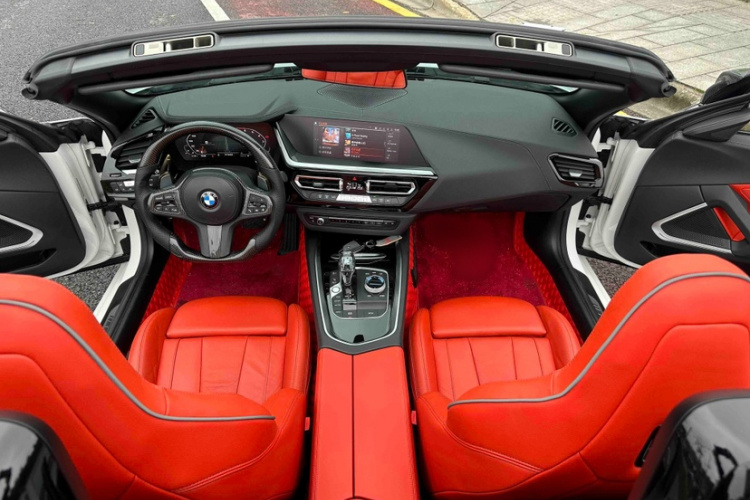 BMW Z4 M40i 2020 car image #9