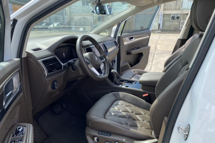 Volkswagen Viloran 2020 #9 Volkswagen Viloran 2020 car image #9