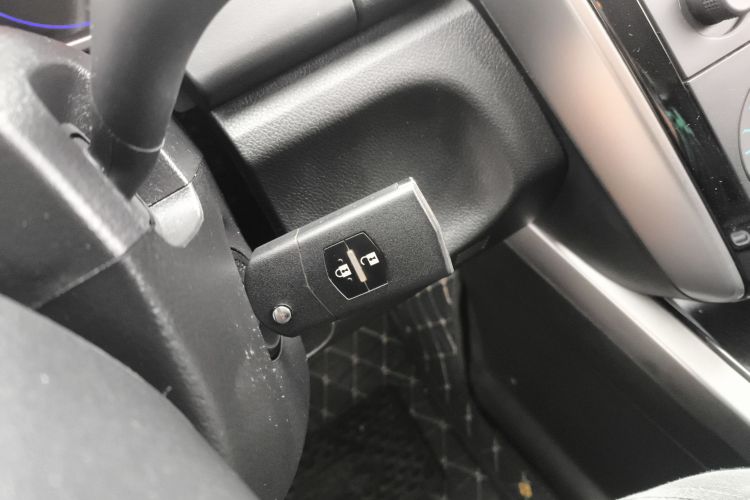 Mazda CX-7 2015 immagine di auto #9