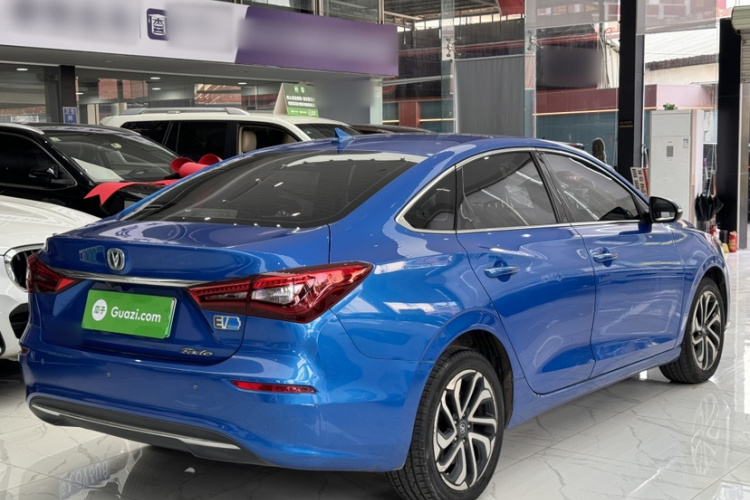 Changan Eado EV 2019 image de voiture #9
