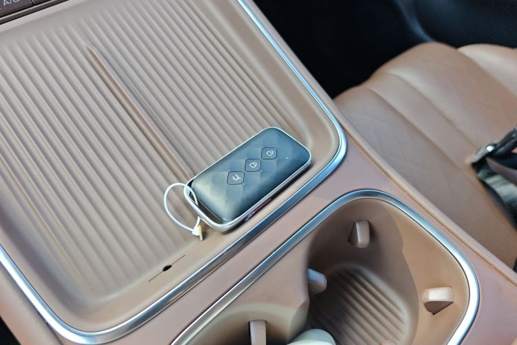 Wuling Starlight 730 2024 immagine di auto #9