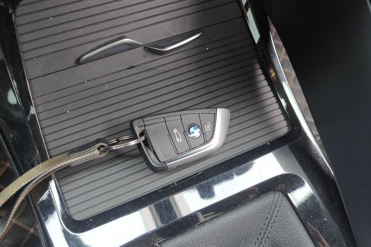 Hyundai Coupe 2021 car image #9