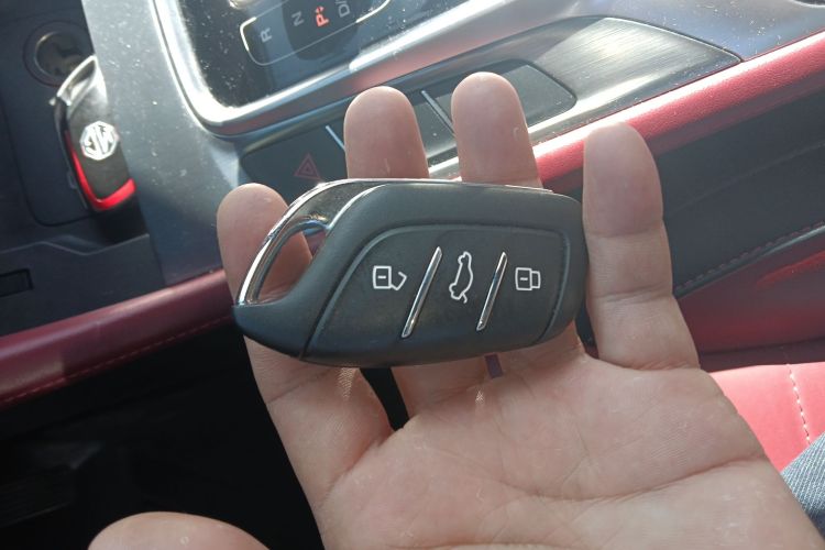 MG HS 2020 #9 MG HS 2020 car image #9