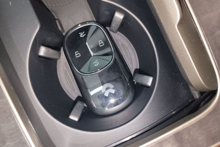 NIO ET9 2025 image de voiture #9