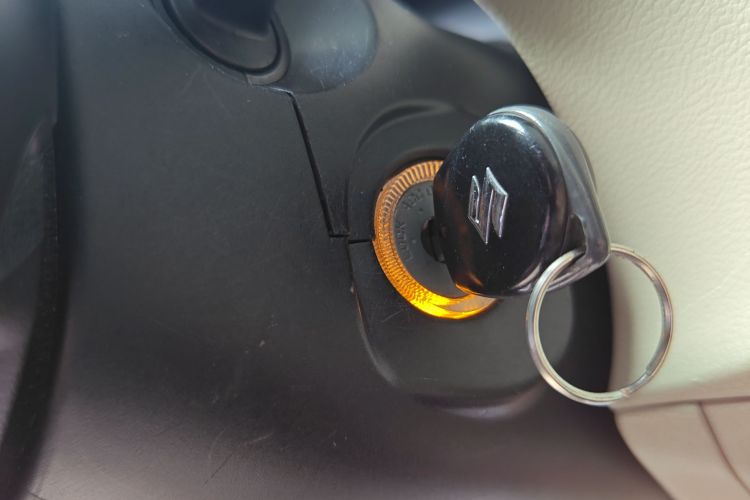 Suzuki Ciaz 2016 изображение автомобиля #9