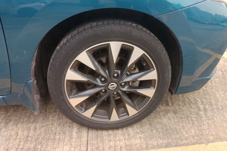 日产 蓝鸟经典 2017 汽车图片 #9