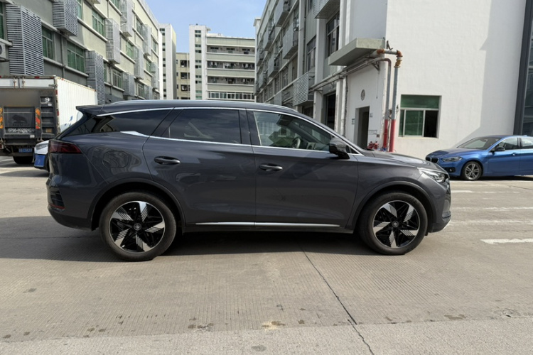 BYD Tang New Energy 2024 car image #9