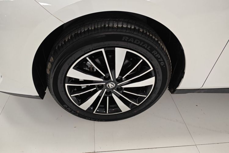 Changan EadoPHEV 2025 car image #9