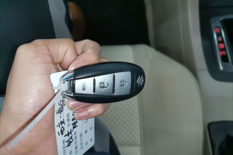 Suzuki Kizashi 2016 изображение автомобиля #9