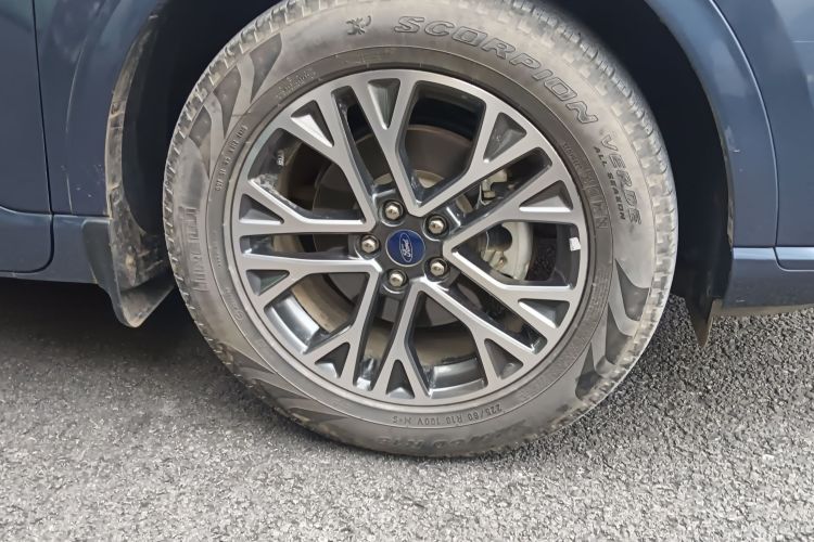 Ford Escape (Imported) 2020 #9 Ford Escape (Imported) 2020 car image #9