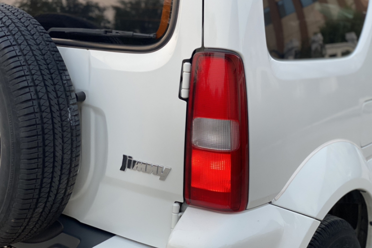 Suzuki Jimny (Imported) 2017 immagine di auto #9