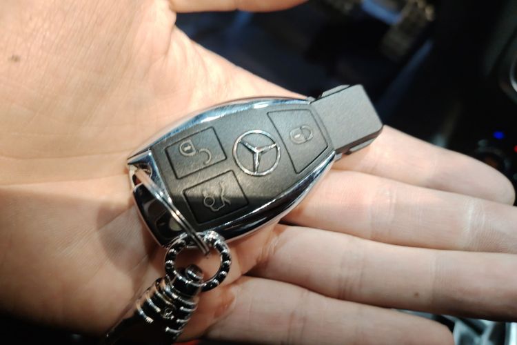 Mercedes-Benz GLA AMG 2017 car image #9