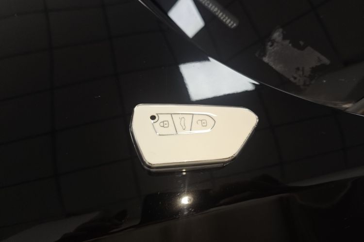 Volkswagen Tavendor 2023 #9 Volkswagen Tavendor 2023 immagine di auto #9