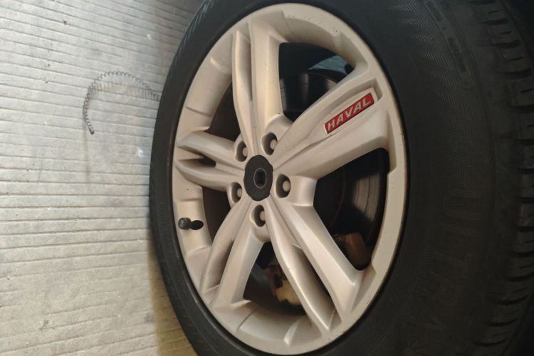 Haval H4 2018 car image #9