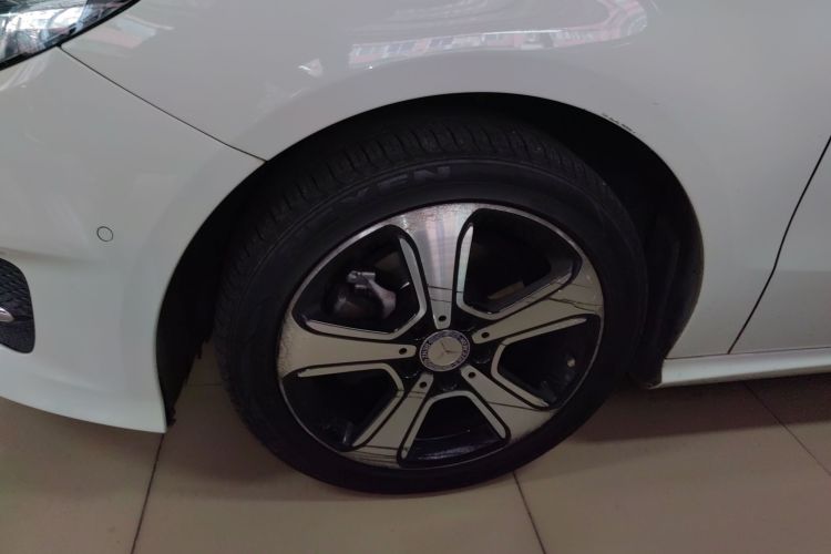 Mercedes-Benz B Class 2017 #9 Mercedes-Benz B Class 2017 صورة سيارة #9