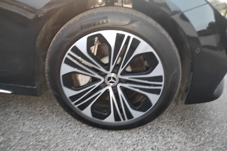 Mercedes-Benz E Class New Energy 2025 immagine di auto #9