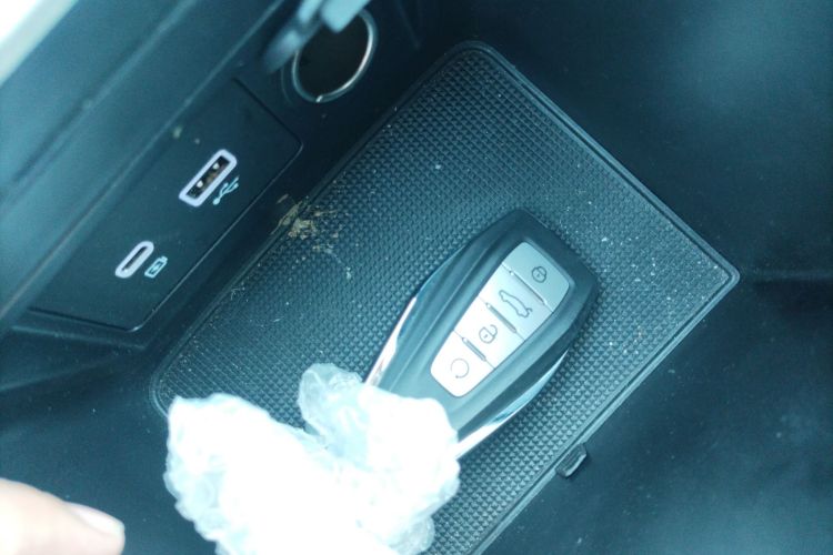 GEELY PrefaceL 2023 car image #9