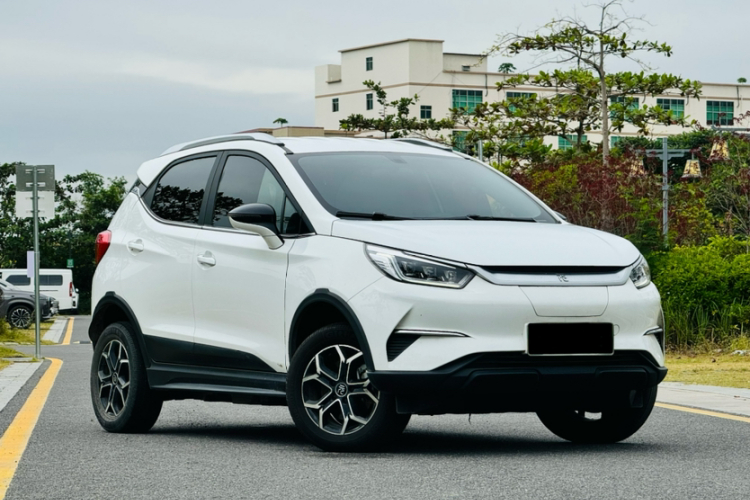 BYD Yuan 2021 car image #9