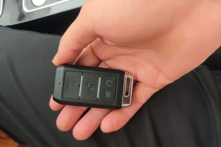 BYD Qin New Energy 2020 car image #9