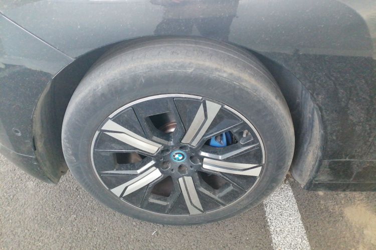 BMW iX 2022 #9 BMW iX 2022 car image #9