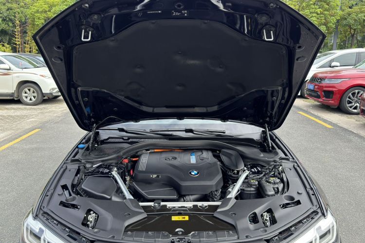 BMW M5 New Energy 2021 #9 BMW M5 New Energy 2021 car image #9