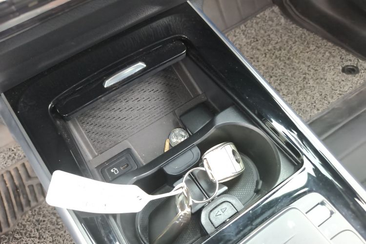 Mercedes-Benz EQB Class 2023 #9 Mercedes-Benz EQB Class 2023 car image #9