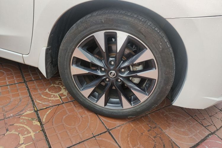 日产 蓝鸟经典 2019 汽车图片 #9